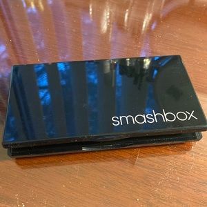 Smash box